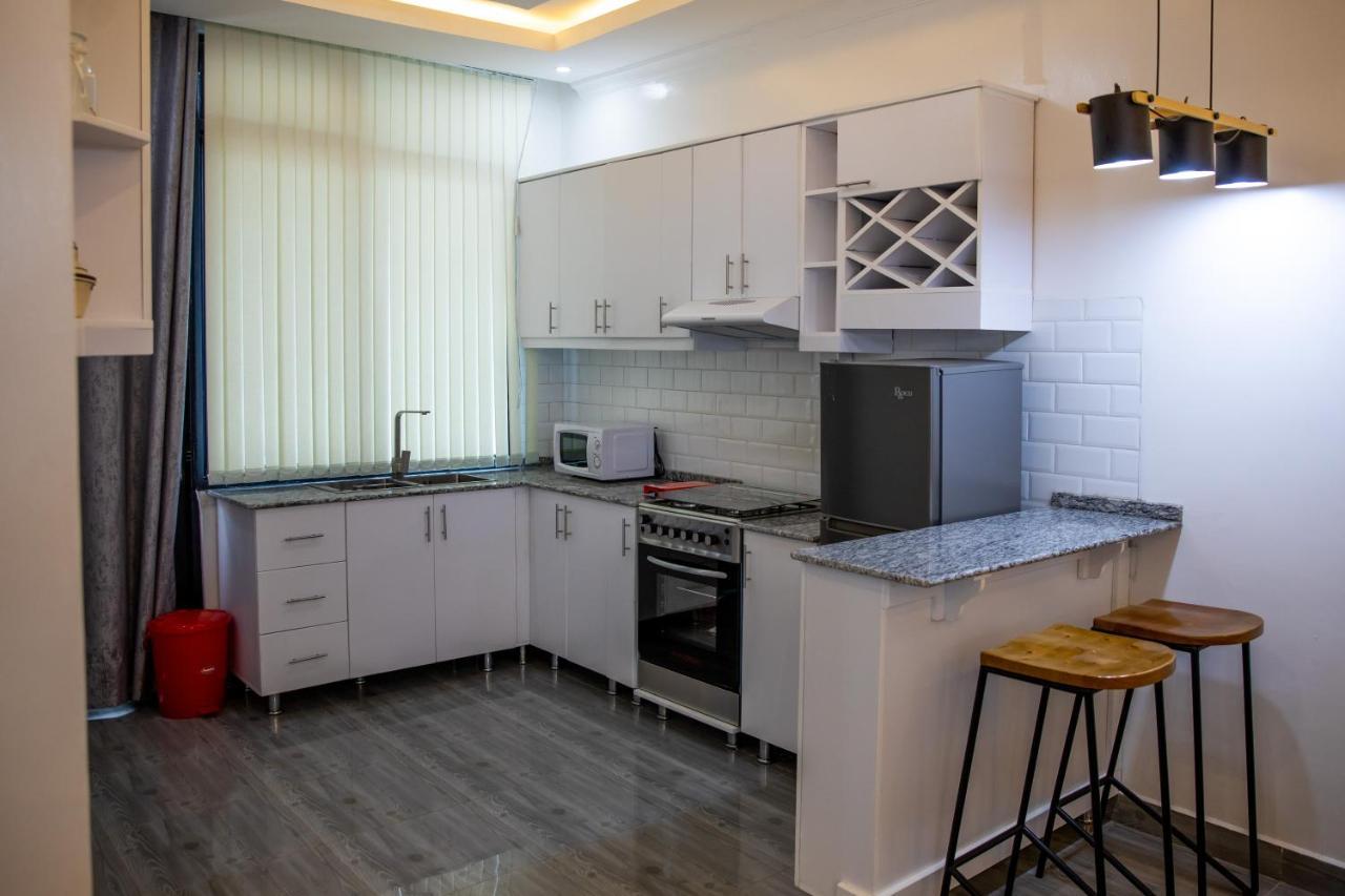 Ikaze Apartments Kigali Bagian luar foto