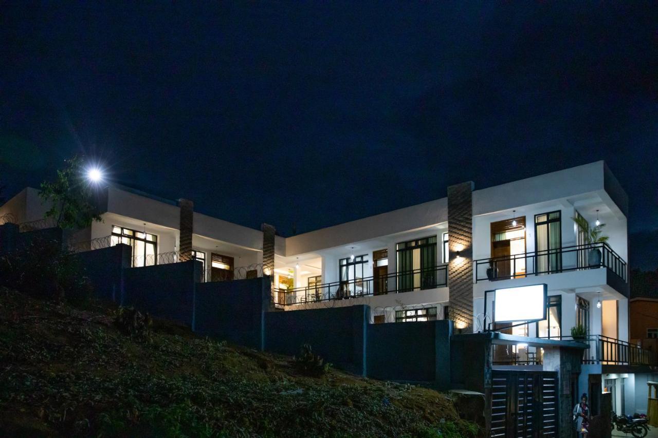 Ikaze Apartments Kigali Bagian luar foto